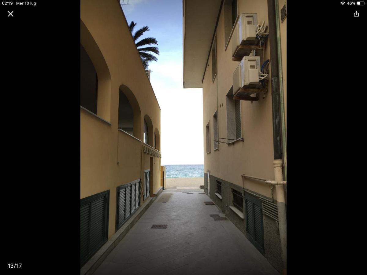 Babyaccommodation Family Sea & Box Pietra Ligure Εξωτερικό φωτογραφία