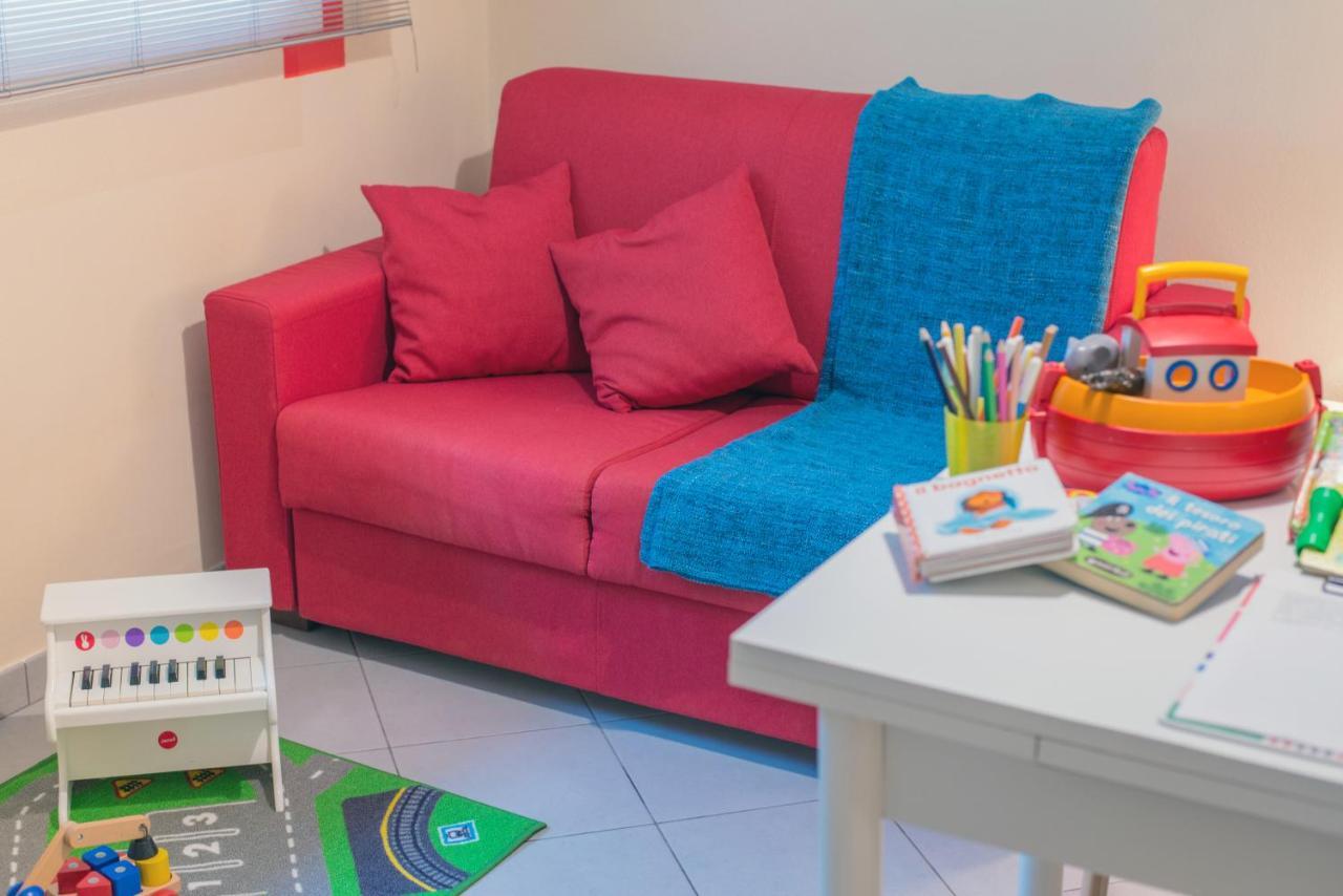 Babyaccommodation Family Sea & Box Pietra Ligure Εξωτερικό φωτογραφία